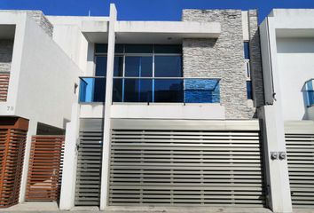 Casa en fraccionamiento en  Río Tesechoacán, Boca Del Río, Veracruz, México