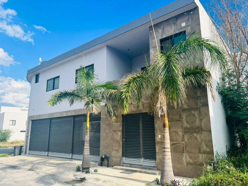 venta Casa en Privadas de Anáhuac Sector Irlandes, General Escobedo  (69-CV-2153)