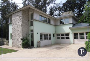 Casa en  Bosque Peralta Ramos, Mar Del Plata