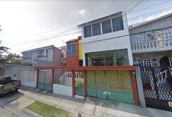 Casa en  Avenida De Los Frailes, San Andrés Atenco Ampliación, Tlalnepantla De Baz, México, 54040, Mex