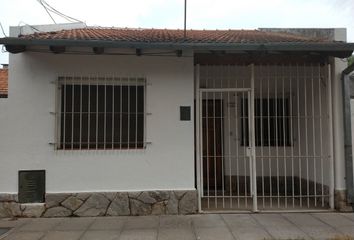 Casa en  Avenida 1ro De Marzo 201-299, Bahía Blanca, B8000, Buenos Aires, Arg