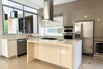 House for rent in Parcelaciones Pance, Cali