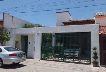 Casa en fraccionamiento en  Calle Montes Apalaches 507a, Fraccionamiento Los Bosques, Aguascalientes, 20120, Mex