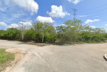 Lote de Terreno en  Calle 18 101-101, Cholul, Mérida, Yucatán, 97305, Mex