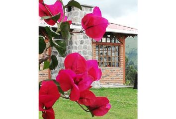 Casa en  Yaruquí, Quito