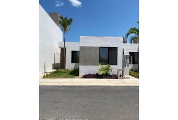 Casa en  Tixpéhual, Yucatán
