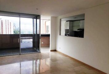 Apartamento en  El Tesoro, Medellín