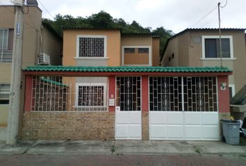 Casa en  X35p+m9, Guayaquil, Ecuador