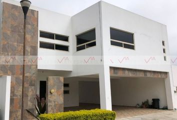 Casa en  Calle Sendero Real, Los Cavazos, Santiago, Nuevo León, 67318, Mex