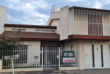 Casa en  Villa Luzuriaga, La Matanza