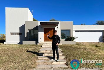 Casa en  Valle Escondido, Córdoba Capital