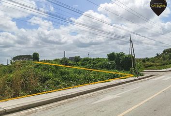 Terreno Comercial en  General Villamil (playas)