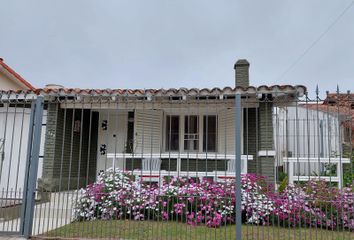 Casa en  Punta Mogotes, Mar Del Plata
