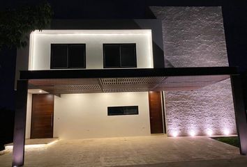 Casa en  Algarrobos Desarrollo Residencial, Mérida, Yucatán
