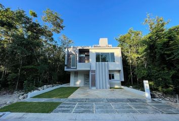 Casa en  Playa Del Carmen, Quintana Roo