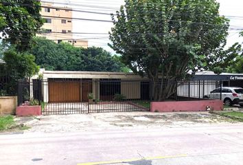 Casa en  Carrera 42a2 84-1-84-99, Urb. La Cumbre, Barranquilla, Atlantico, Col