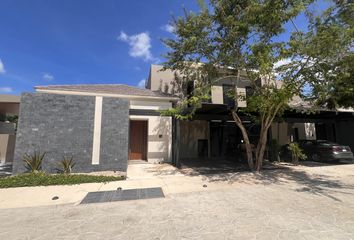 Casa en  Yucatán Country Club, Mérida, Yucatán