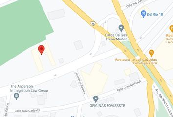 SE VENDE PLAZA COMERCIAL EN LA ZONA NORTE DE LA CIUDAD POR EL PUENTE LIBRE