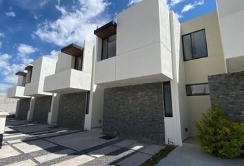 Casa en  4ta Privada Del Barro 101-117, Fraccionamiento Andalucía, San Luis Potosí, 78143, Mex