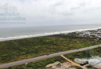 Terreno Comercial en  General Villamil (playas)