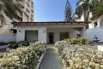 Casa en Carrera 52 79 294, Altos Del Prado, Barranquilla, Atlantico, Col