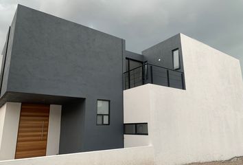 Casa en condominio en  El Pueblito, Corregidora, Querétaro, Mex