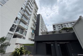 Apartamento en El Plumon Alto, Ferrocarril, Amco, Area Metropolitana Centro Occidente, Pereira, Risaralda, Rap Eje Cafetero, 660005, Colombia