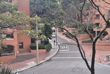 Apartment for rent in Los Rosales Norte, Bogotá