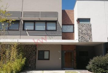 3 casas en renta en Paseos del Pedregal, Querétaro 