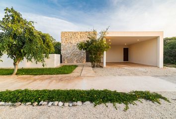 Casa en  Komchen, Mérida, Yucatán