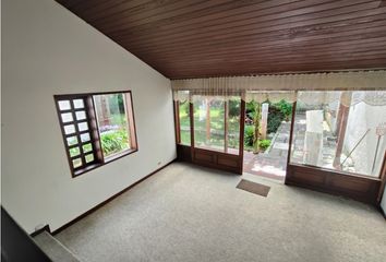 Casa en Carrera 18, La Francia, Comuna Atardeceres, Perímetro Urbano Manizales, Manizales, Centrosur, Caldas, Rap Del Agua Y La Montaña, 170001, Colombia