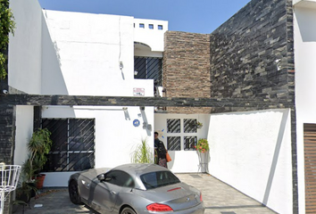 Casa en  Calle Cerro De La Cruz 8-16, Fracc Misión De San Carlos 3ra Sec, Corregidora, Querétaro, 76903, Mex
