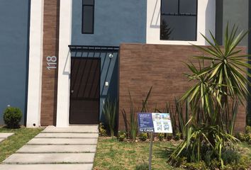 Casa en fraccionamiento en  Paseos De Chavarría, Carretera Ciudad Sahagún-pachuca, Las Águilas, Pachuca De Soto, Estado De Hidalgo, México