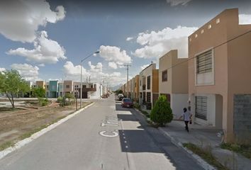 Casa en  Calle General Tomás Urbina Reyes, Moisés Sáenz, Apodaca, Nuevo León, 66613, Mex