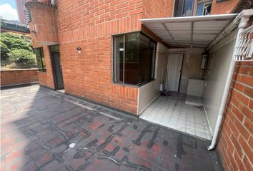 Apartamento en Carrera 43a, La Aguacatala, Comuna 14 - El Poblado, Perímetro Urbano Medellín, Medellín, Valle De Aburrá, Antioquia, Rap Del Agua Y La Montaña, 050022, Colombia