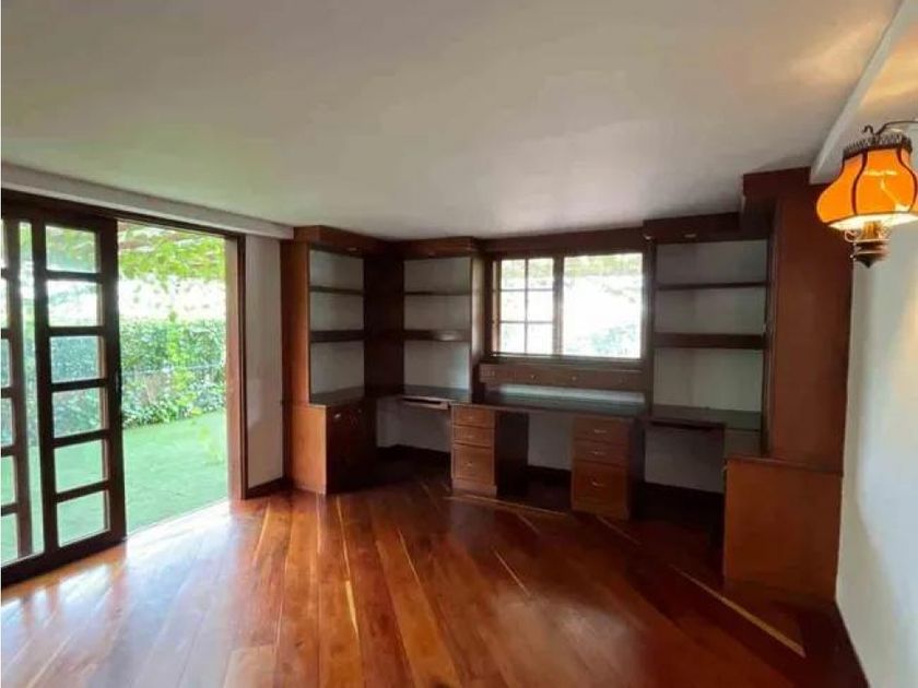 Casa en arriendo Valles De La Alhambra, Comuna Tesorito, Perímetro Urbano Manizales, Manizales, Centrosur, Caldas, Rap Del Agua Y La Montaña, 170003, Colombia