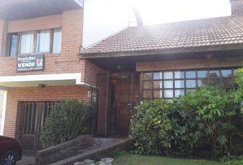 Casa en  Caisamar, Mar Del Plata