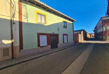Chalet en  Toral De Los Guzmanes, León Provincia