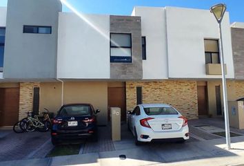 Casa en condominio en  Avenida Campo Real, El Refugio, Querétaro, 76146, Mex