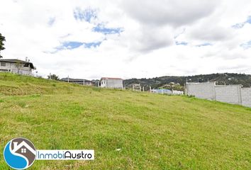 Terreno Comercial en  32gf+h3 Chilcapamba, Ecuador