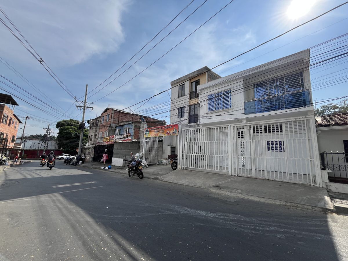Apartamento en arriendo Alférez Real (Sur) en Alferez Real