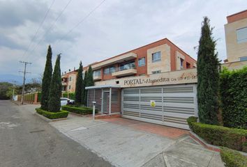 Apartment for rent in Ciudad Jardín, Cali