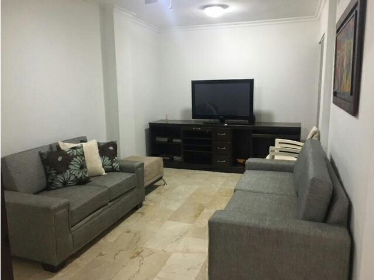 Casa en arriendo Altos de Riomar (Localidad Río-Mar) en Altos De Riomar
