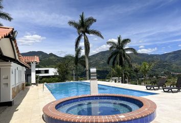 Villa-Quinta en  Copacabana, Antioquia