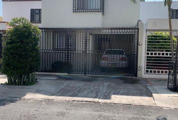 Casa en  Calle Plan De Ayala, Fraccionamiento Revolución, Tlaquepaque, Jalisco, 45580, Mex