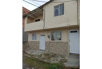 Casa en  San Javier, Medellín