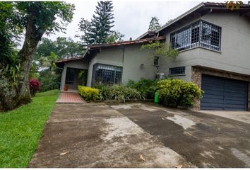 Casa en  San Lucas, Medellín