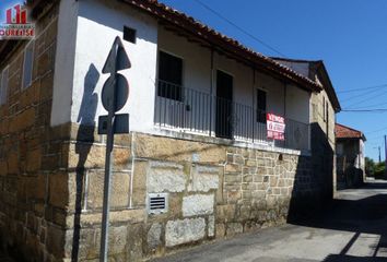 Chalet en  San Cibrao Das Viñas (capital), Orense Provincia