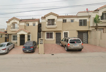 Casa en fraccionamiento en  Calle El Sahuaripa 13016-14010, Ampliación Guaycura, Tijuana, Baja California, 22214, Mex