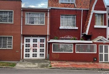 3 casas en venta en Santa Teresita, Chapinero 